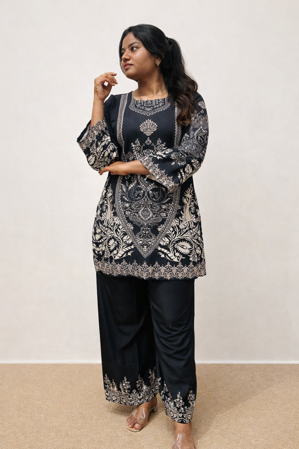 Zarin Black